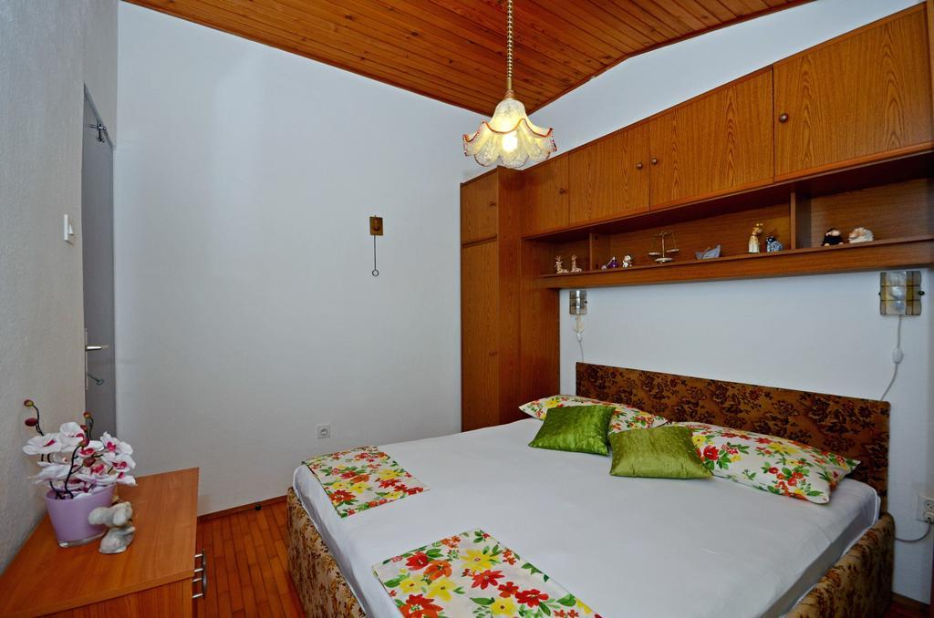 Apartments Katica Трогір Екстер'єр фото