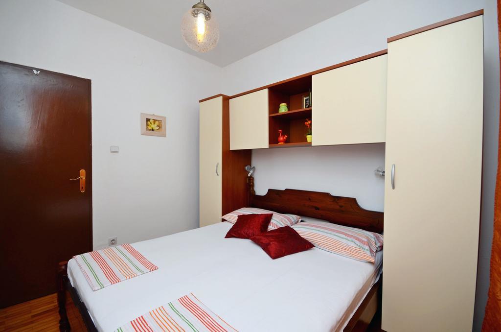 Apartments Katica Трогір Екстер'єр фото