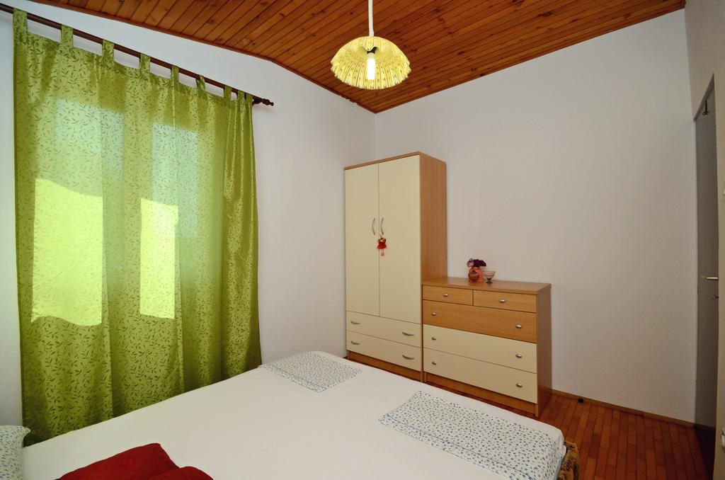 Apartments Katica Трогір Екстер'єр фото